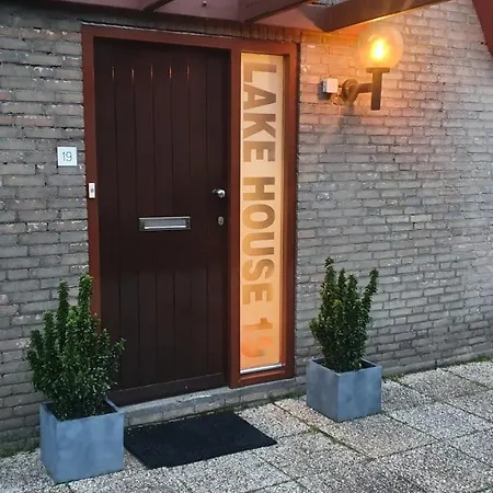 House 19 Relax Warmond