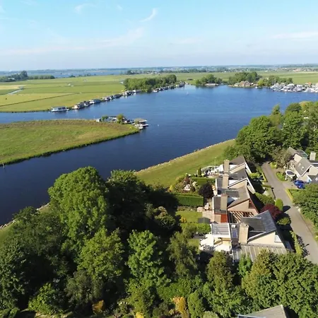 House 19 Relax Warmond