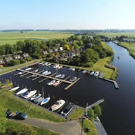 Semesterbostad House 19 Relax Warmond