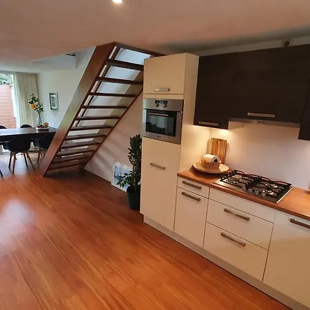 House 19 Relax Semesterbostad *