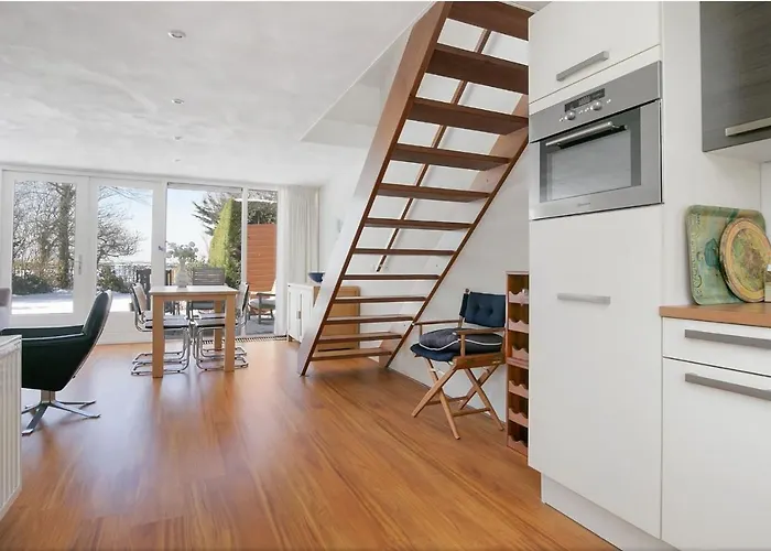 House 19 Relax Warmond