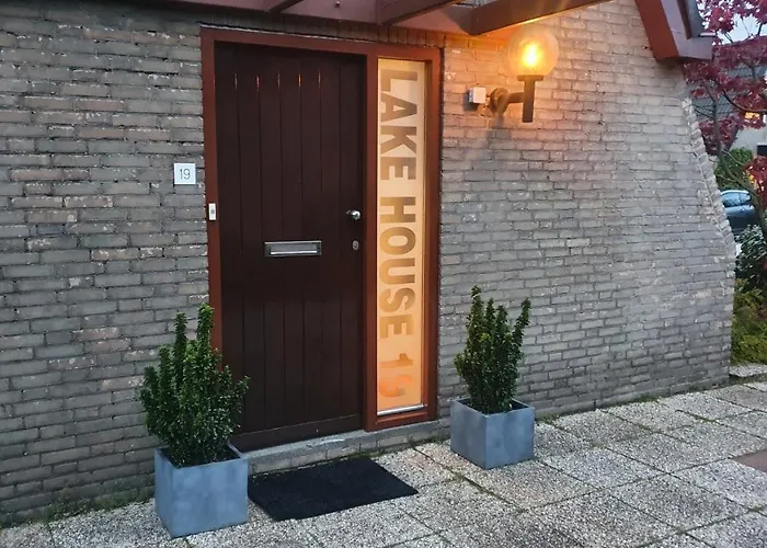 House 19 Relax Warmond